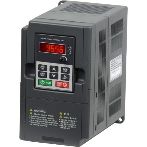 Frekvenčný menič GD10-2R2G-S2-B; 1x230VAC; 2,2 kW / výstup 10A, 3x230VAC